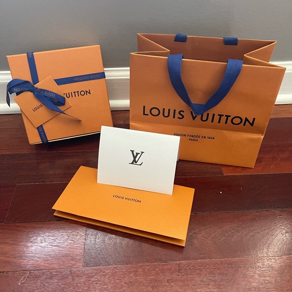 Louis Vuitton belt - Picture 7 of 7